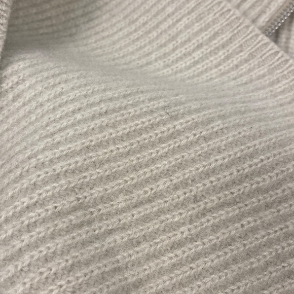 Jenni Kayne Cashmere zip sweater size large color: oatmeal/ beige - Picture 8 of 15